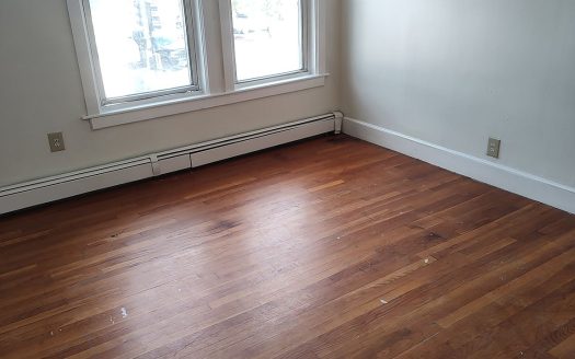 Apartment For Rent in Hyde Park Massachusetts 3 Beds 1 Bath