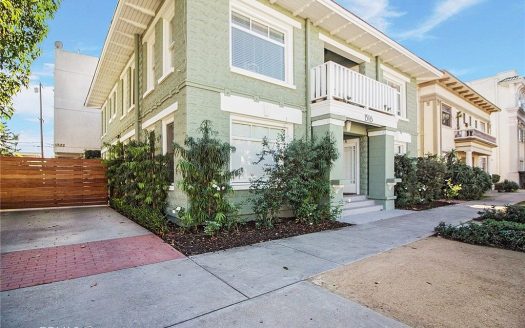 Condo For Rent in Long Beach California 2 Beds 1 Bath