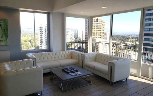 Condo For Sale in Los Angeles California 2 Beds 3 Baths