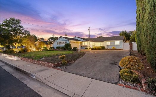 Single Family House For Sale in North Hills California 4 Beds 2 Baths