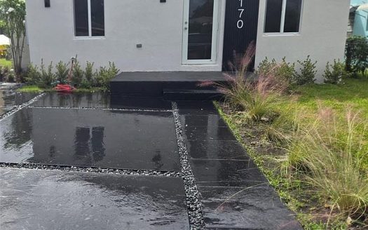 Single Family House For Sale in Miami Florida 3 Beds 2 Baths