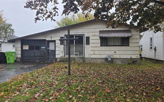 Single Family House For Sale in Syracuse New York 3 Beds 3 Baths