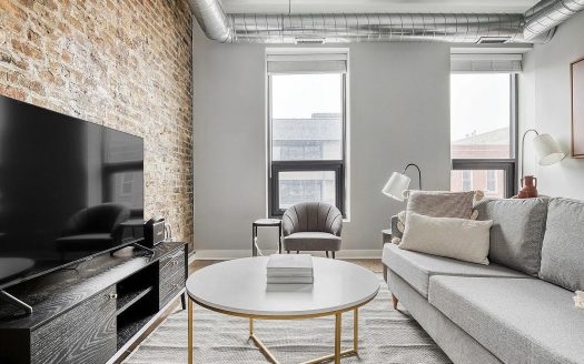 Apartment For Rent in Chicago Illinois 2 Beds 1 Bath