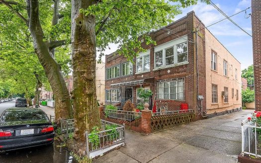Multi Family House For Sale in Brooklyn New York 5 Beds 4 Baths