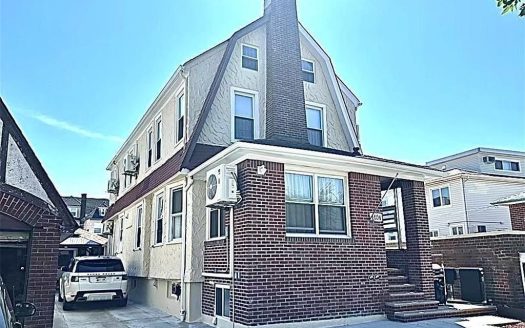 Multi Family House For Sale in Brooklyn New York 9 Beds 2 Baths