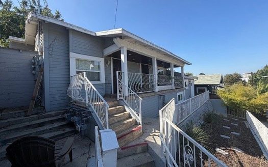 Multi Family House For Sale in Los Angeles California 10 Beds 8 Baths