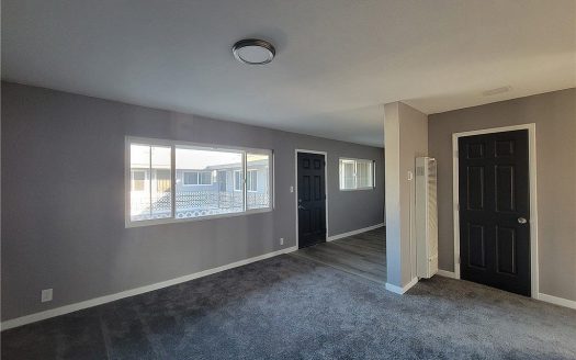 Multi Family For Rent in Long Beach California 2 Beds 1 Bath