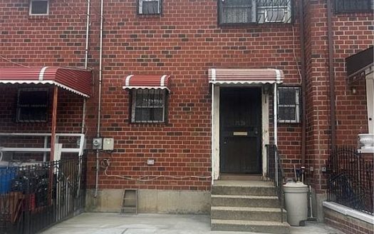 Single Family House For Sale in Brooklyn New York 3 Beds 2 Baths