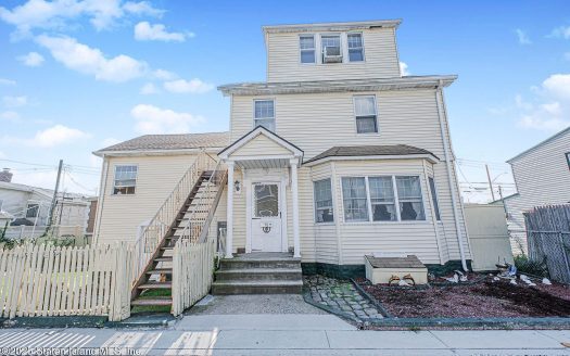 Multi Family House For Sale in Brooklyn New York 4 Beds 4 Baths
