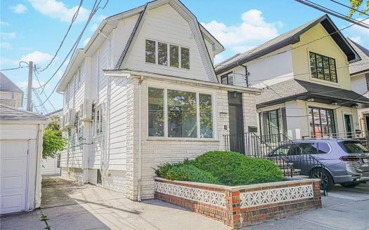Single Family House For Sale in Brooklyn New York 3 Beds 3 Baths