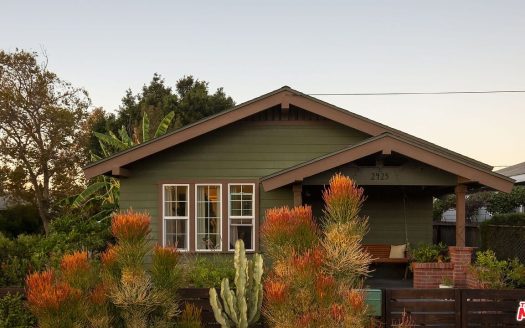 Single Family For Sale in Los Angeles California 2 Beds 1 Bath