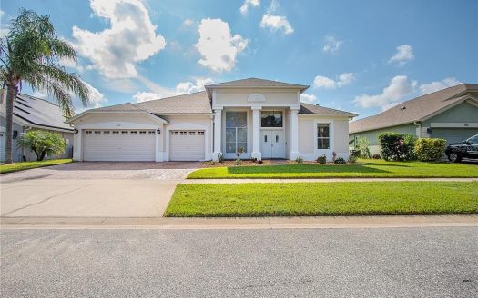 Single Family House For Sale in Orlando Florida 5 Beds 4 Baths