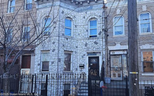 Multi Family House For Sale in Brooklyn New York 9 Beds 5 Baths