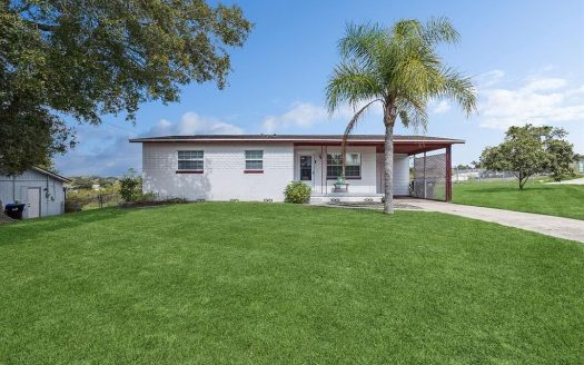 Single Family House For Sale in Orlando Florida 4 Beds 2 Baths