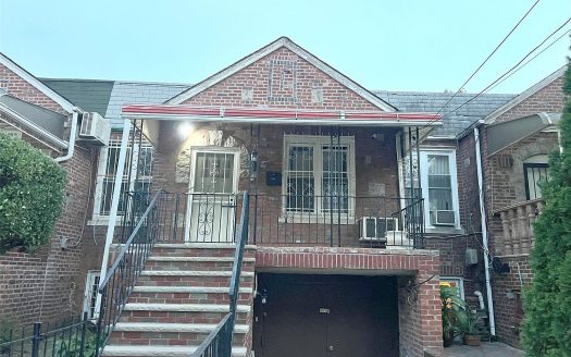Multi Family House For Sale in Brooklyn New York 4 Beds 2 Baths
