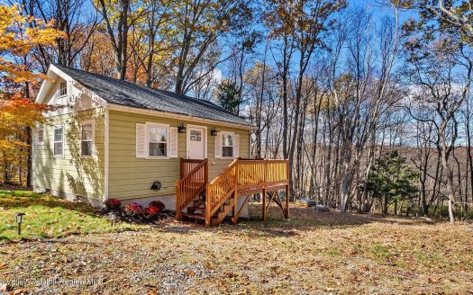 Single Family For Sale in Hillsdale New York 1 Beds 1 Bath