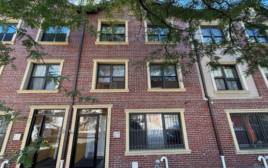 Condo For Sale in Brooklyn New York 3 Beds 1 Bath