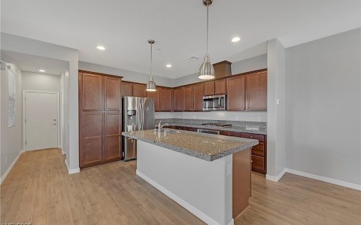 Townhome For Rent in Las Vegas Nevada 3 Beds 3 Baths