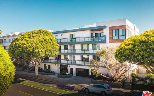 Multi Family House For Sale in Santa Monica California 44 Beds 43 Baths