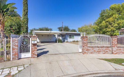 Single Family House For Sale in Pacoima California 4 Beds 2 Baths