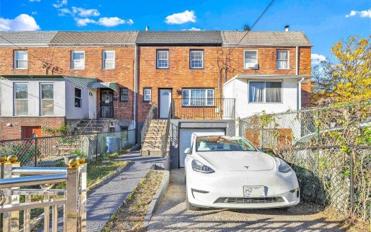 Multi Family House For Sale in Brooklyn New York 5 Beds 3 Baths