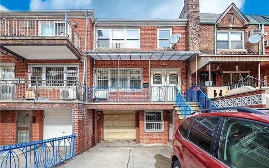 Multi Family House For Sale in Brooklyn New York 7 Beds 5 Baths