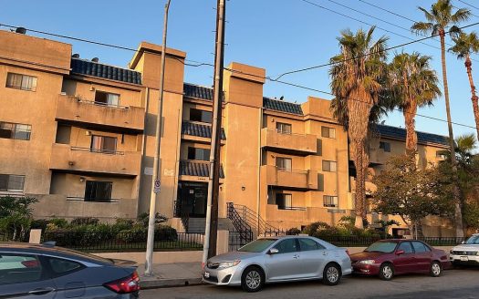 Condo For Sale in San Fernando California 3 Beds 2 Baths