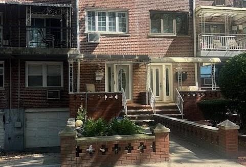 Multi Family House For Sale in Brooklyn New York 6 Beds 5 Baths