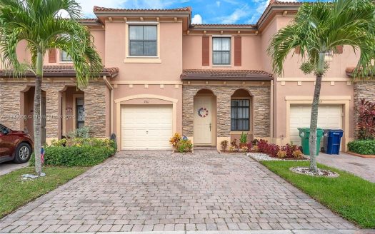 Single Family House For Sale in Miami Florida 3 Beds 2 Baths