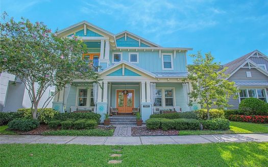 Single Family House For Sale in Orlando Florida 5 Beds 4 Baths