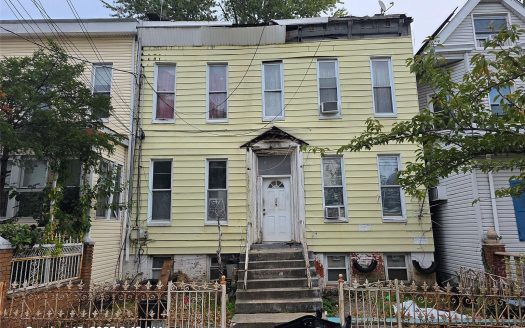 Multi Family House For Sale in Brooklyn New York 8 Beds 4 Baths