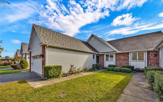 Single Family House For Sale in Tonawanda New York 2 Beds 2 Baths