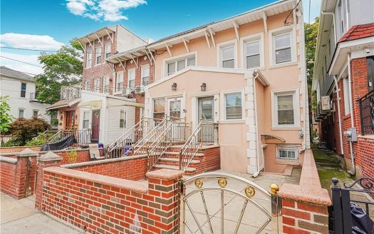 Single Family House For Sale in Brooklyn New York 3 Beds 3 Baths