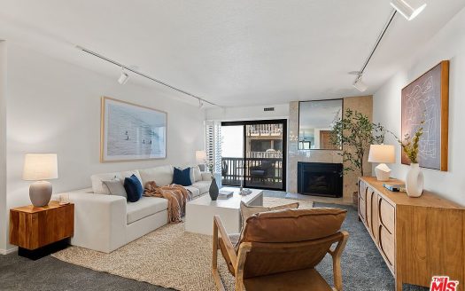 Condo For Sale in Playa Del Rey California 2 Beds 2 Baths