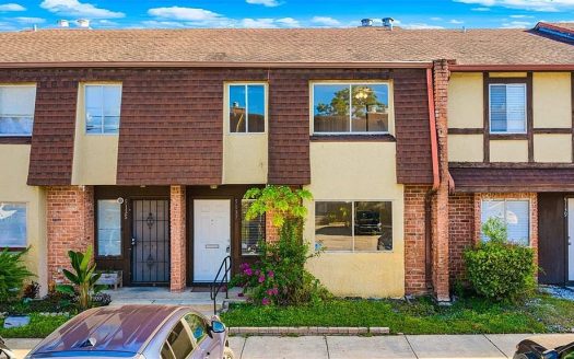 Condo For Sale in Orlando Florida 3 Beds 3 Baths