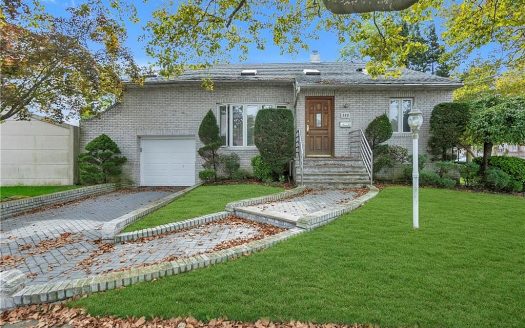 Single Family House For Sale in Brooklyn New York 4 Beds 3 Baths