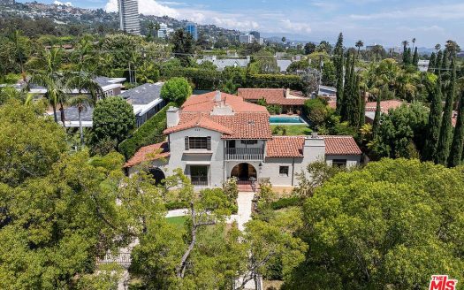Single Family House For Sale in Beverly Hills California 5 Beds 5 Baths