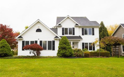 Single Family House For Sale in Penfield New York 4 Beds 4 Baths