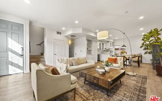 Town House For Sale in Santa Monica California 2 Beds 3 Baths