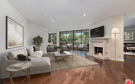Condo For Sale in Beverly Hills California 2 Beds 3 Baths