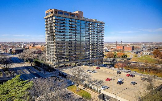Apartment For Rent in Kansas City Missouri 2 Beds 2 Baths