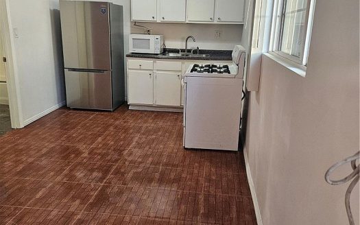 Single Family For Rent in Northridge California 1 Beds 1 Bath