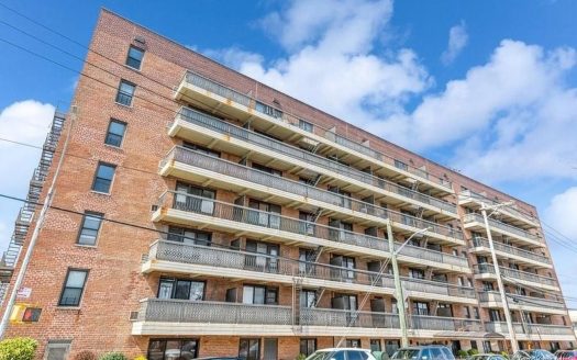 Condo For Sale in Brooklyn New York 1 Beds 1 Bath