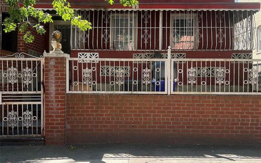 Multi Family House For Sale in Brooklyn New York 7 Beds 4 Baths