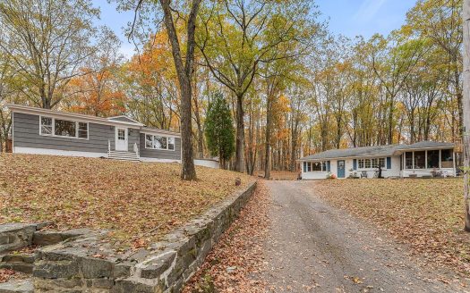 Multi Family House For Sale in Mahopac New York 5 Beds 3 Baths