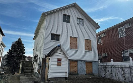 Single Family House For Sale in Brooklyn New York 3 Beds 3 Baths