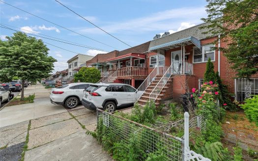 Multi Family House For Sale in Brooklyn New York 4 Beds 2 Baths