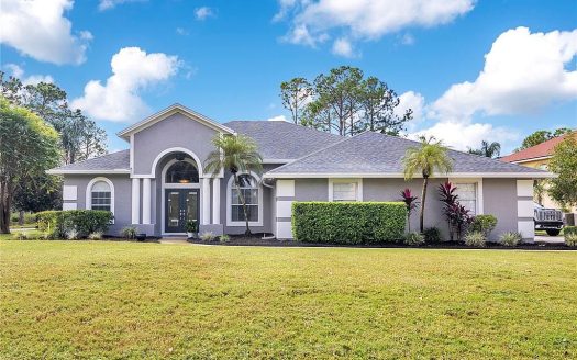 Single Family House For Sale in Orlando Florida 4 Beds 3 Baths
