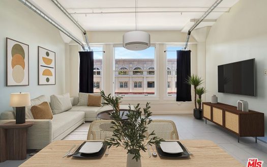 Condo For Sale in Los Angeles California 1 Beds 1 Bath