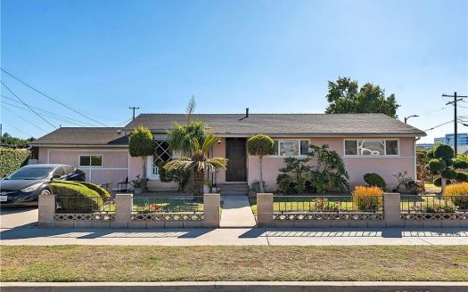 Single Family House For Sale in Gardena California 3 Beds 2 Baths